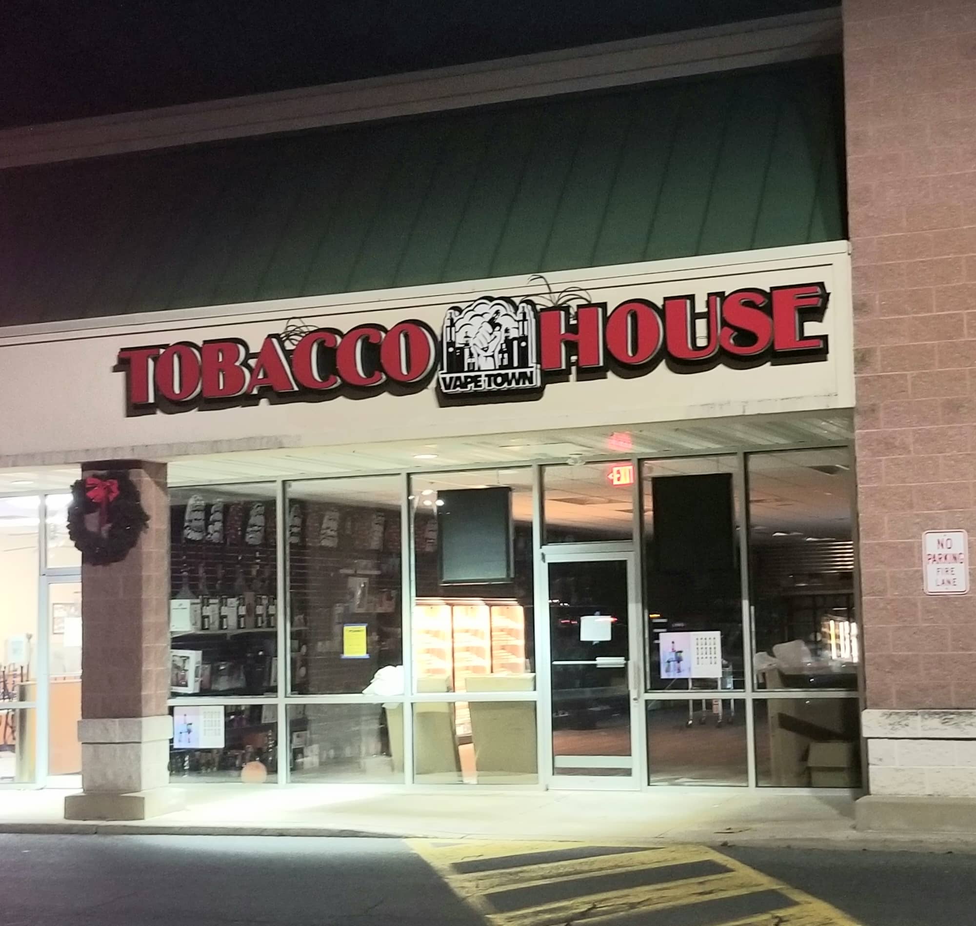the tobacco house Tobacco & Vape Shop Opens in Local Shopping Center – Saucon Source