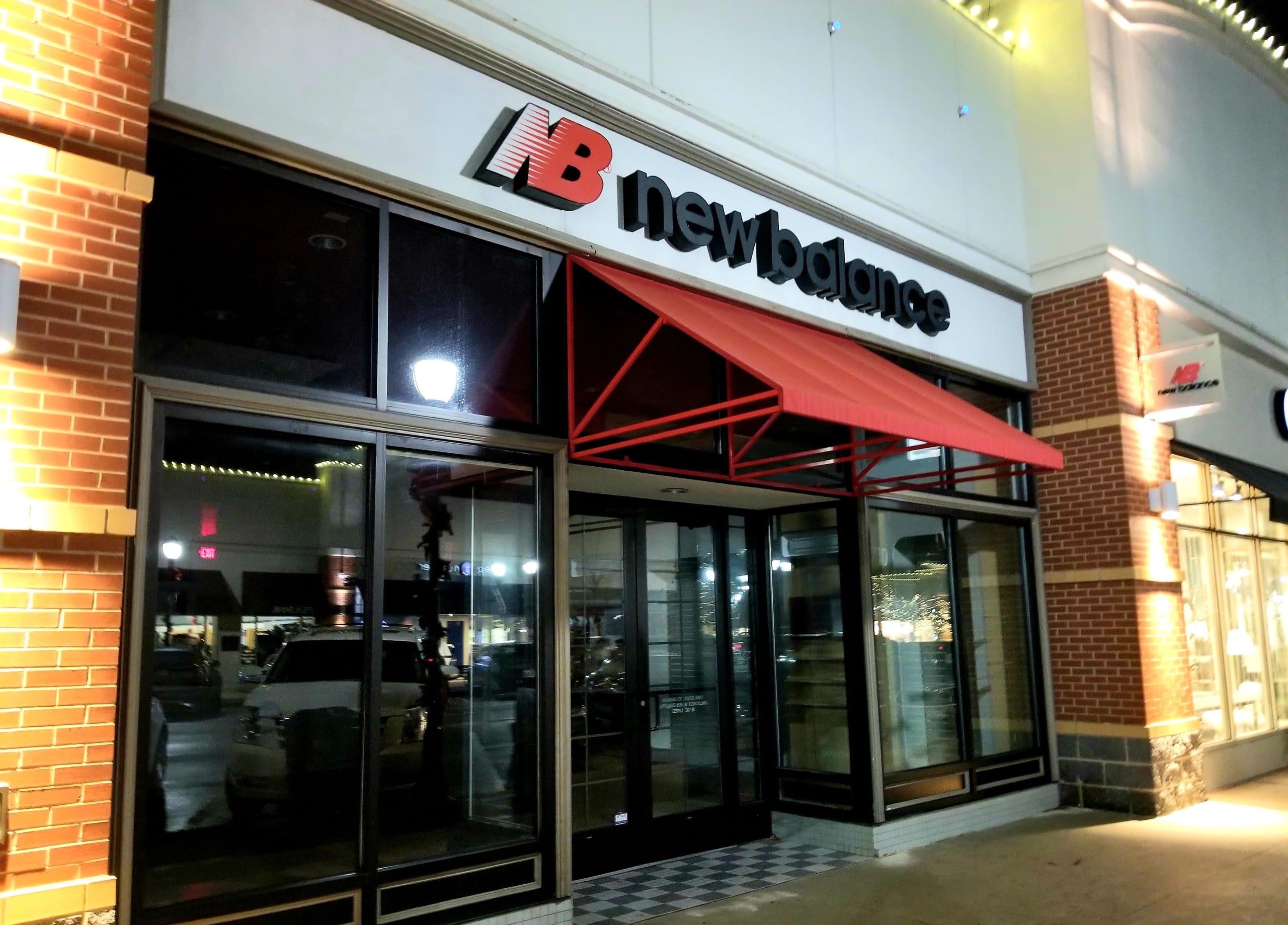 Promenade Shops New Balance