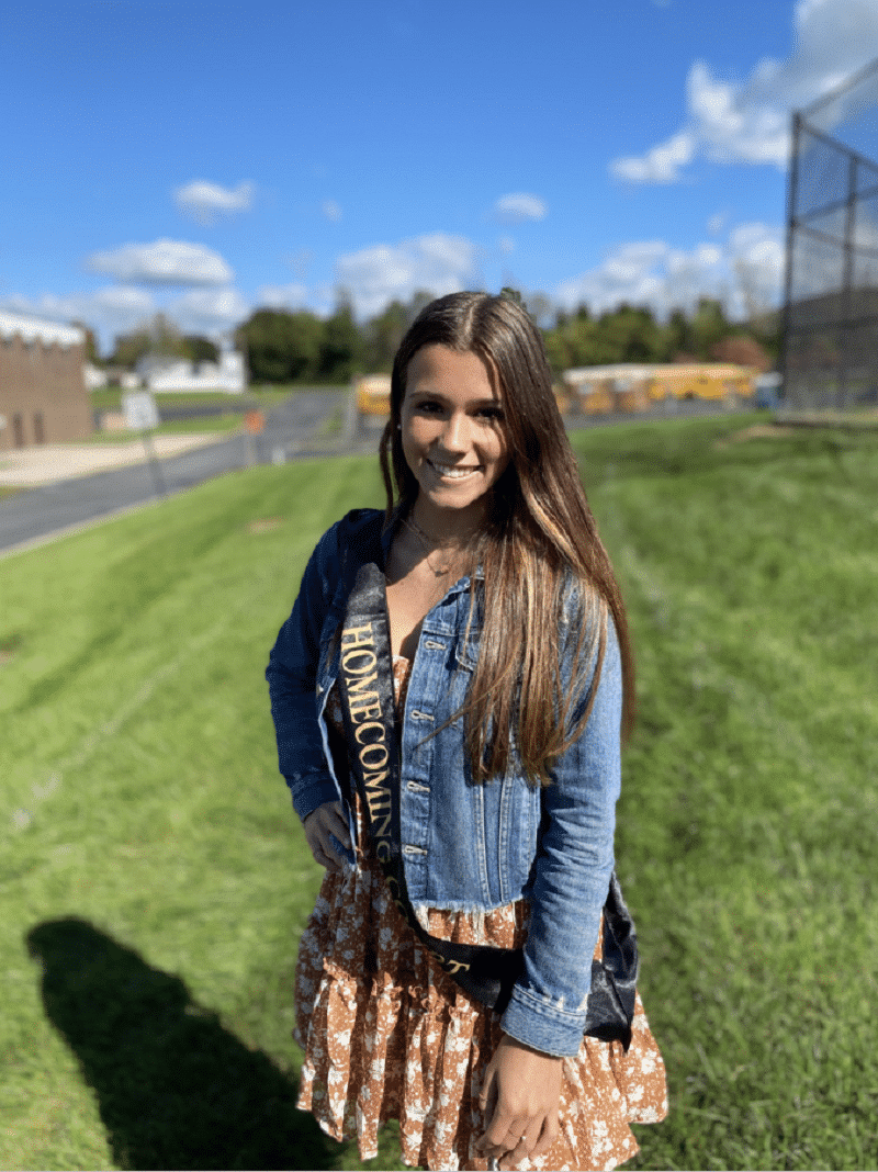 Hailey Robertson Saucon Homecoming