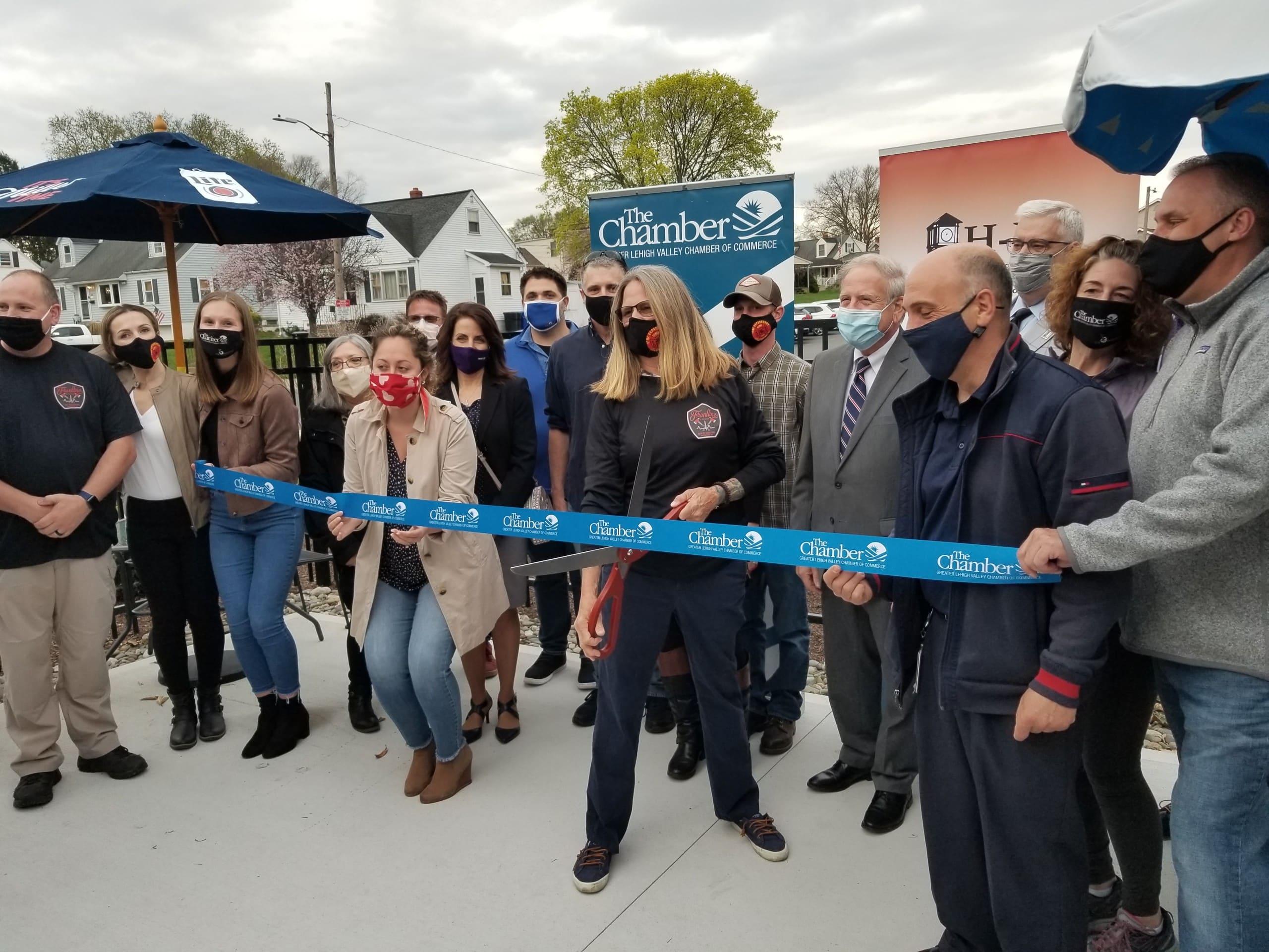 Dewey Bar Opening