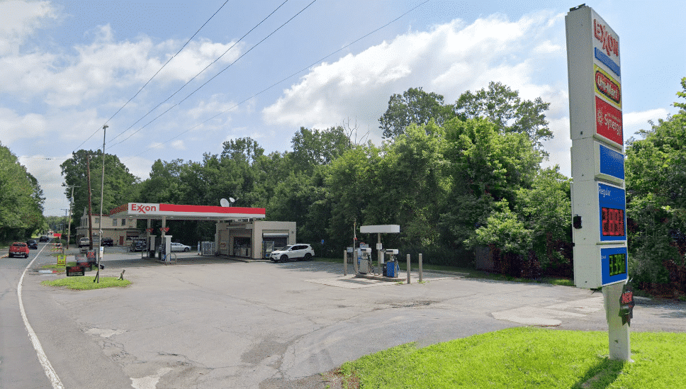 Riegelsville Exxon Gas Skimmers
