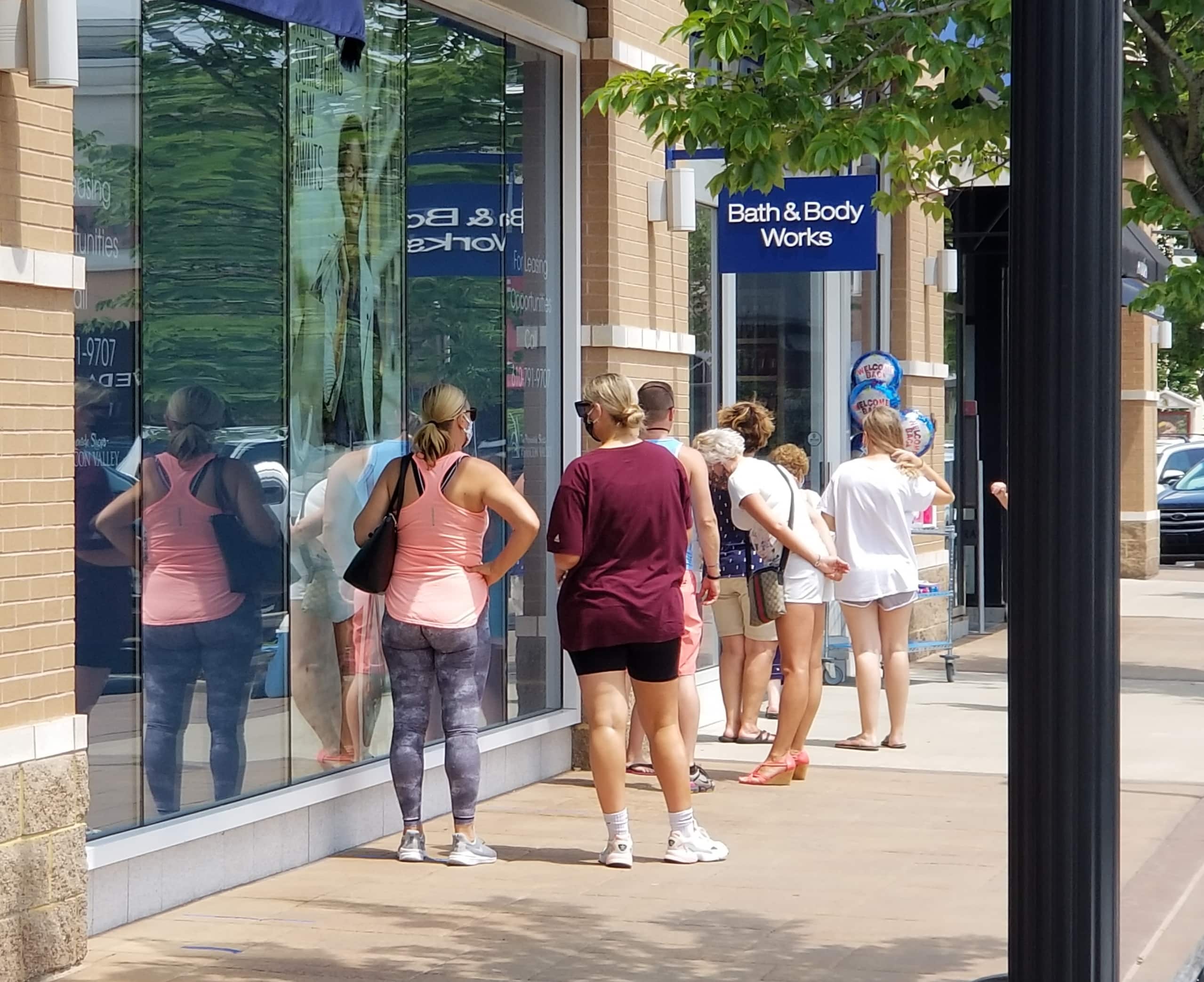 Promenade Shops