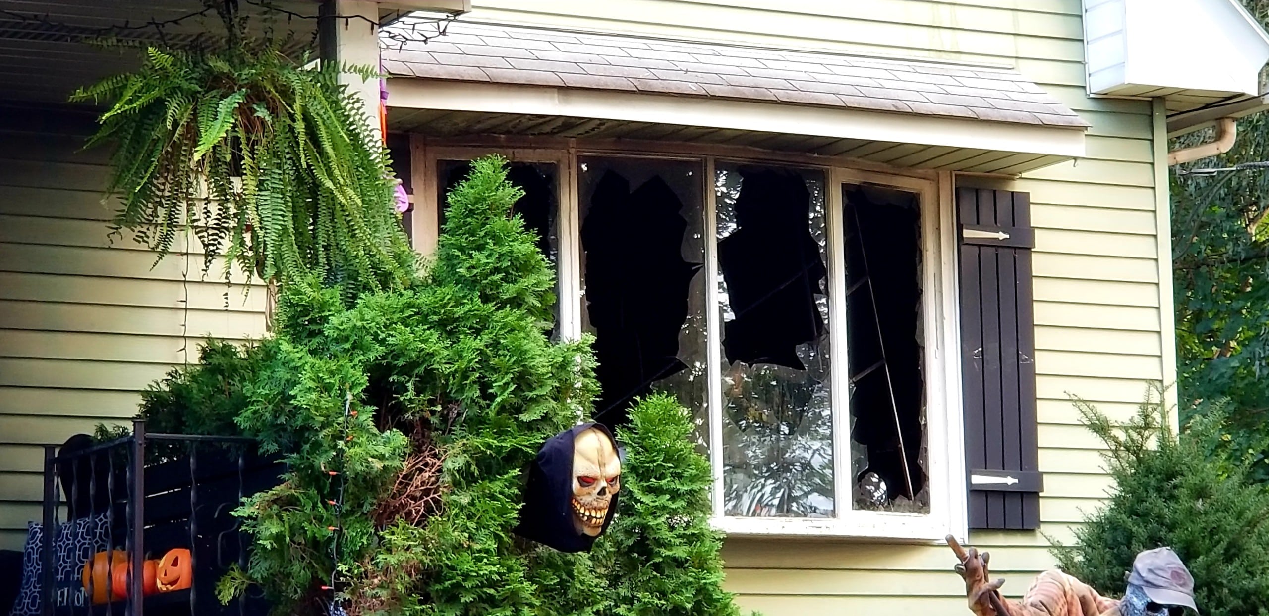 Roberts Avenue fire