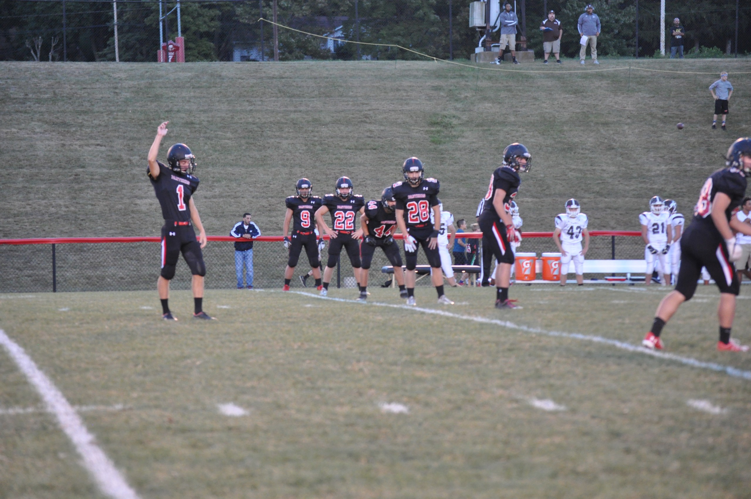 Josh Snead kicking off...........again!