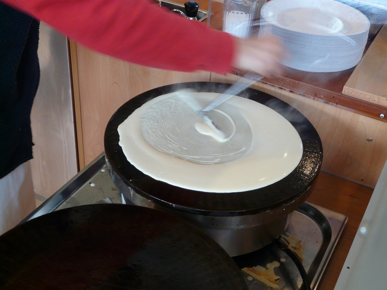Making crepes (FILE PHOTO)