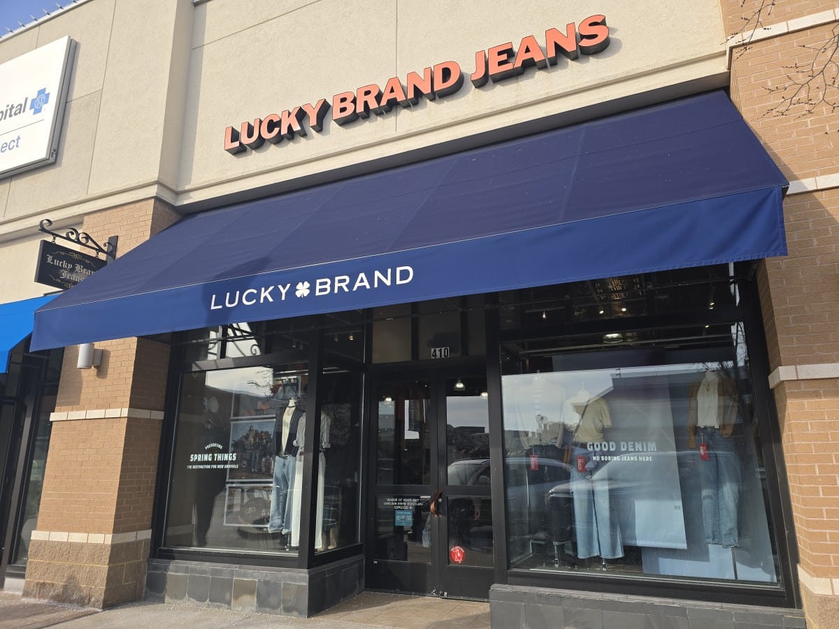 Lucky Store at Promenade Going Out of Business – Saucon Source