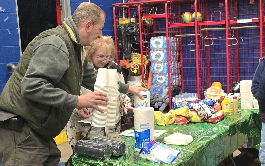 Fountain Hill Tree Lighting Santa